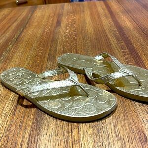 COACH Gold tone women’s Sandals Sz 10
